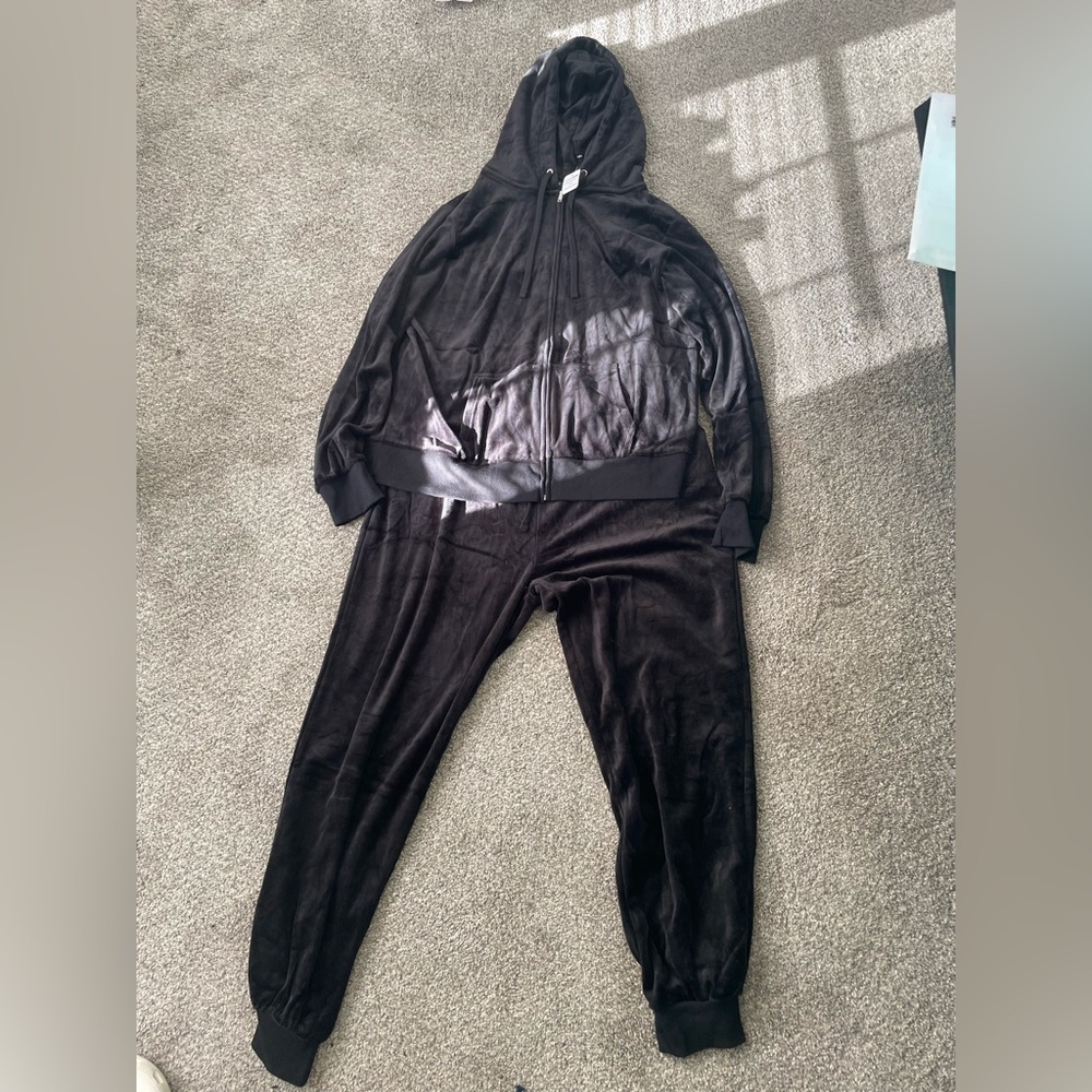 FASHION NOVA Original Trendsetter Velour Set- 2x